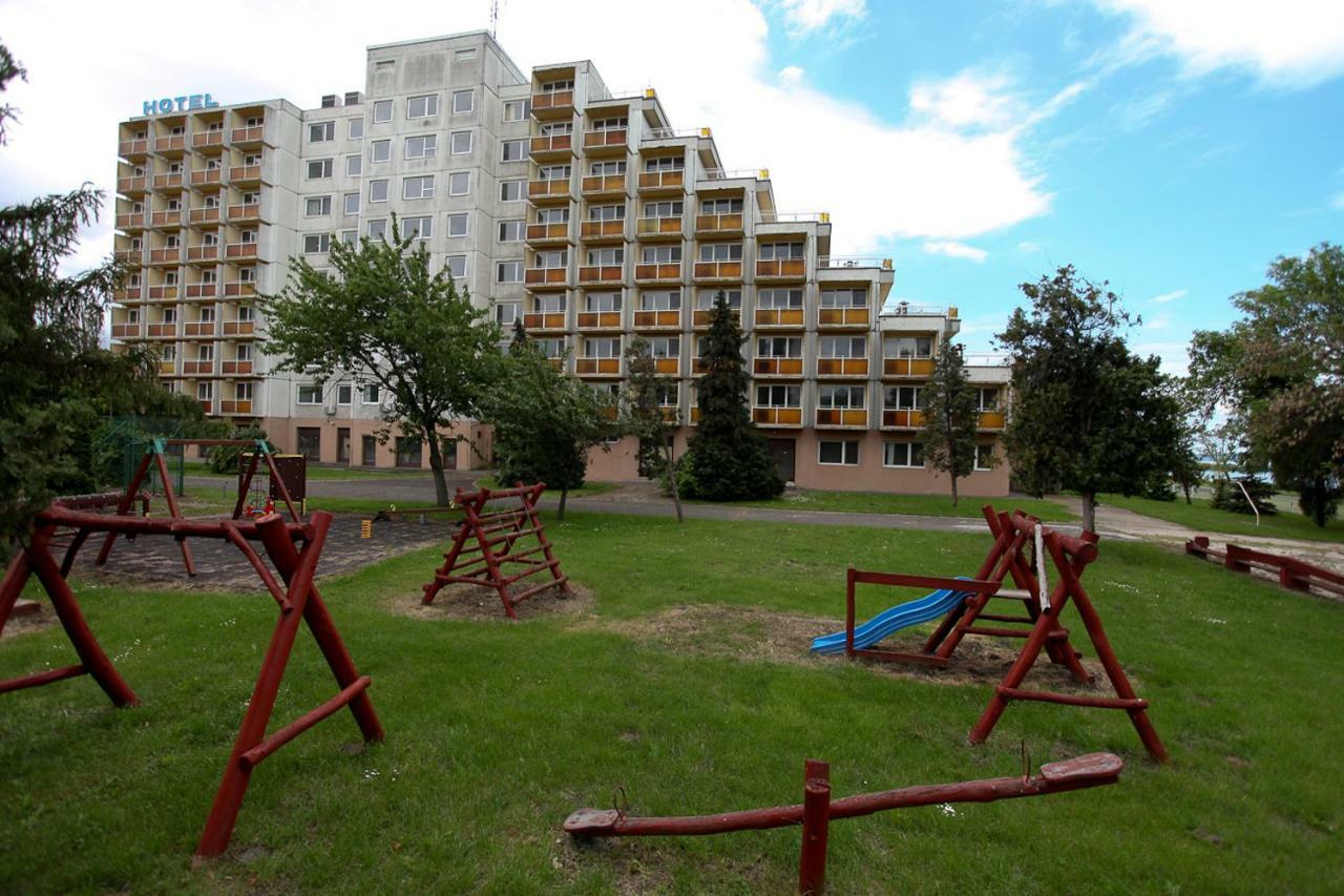 Aranypart Hotel Siófok Eksteriør bilde