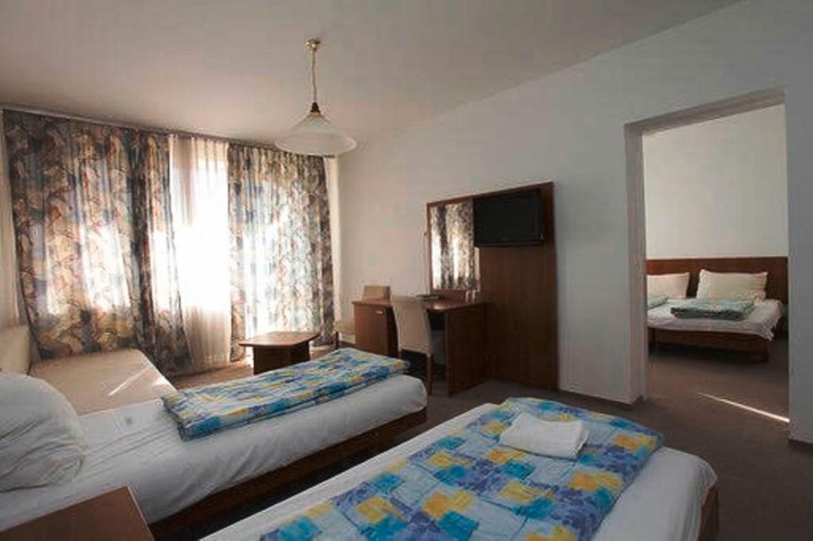 Aranypart Hotel Siófok Eksteriør bilde