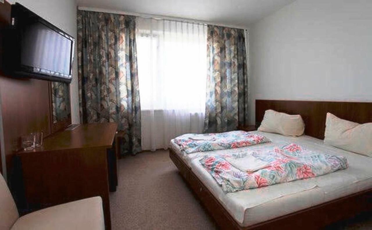 Aranypart Hotel Siófok Eksteriør bilde